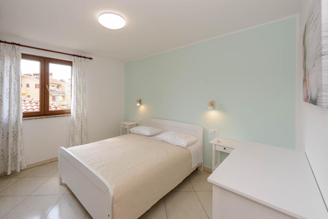Apartments Milar โรวีน ภายนอก รูปภาพ